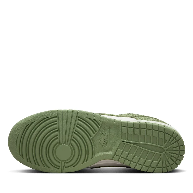 Women's Nike Dunk Low Premium - Oil Green/Treeline