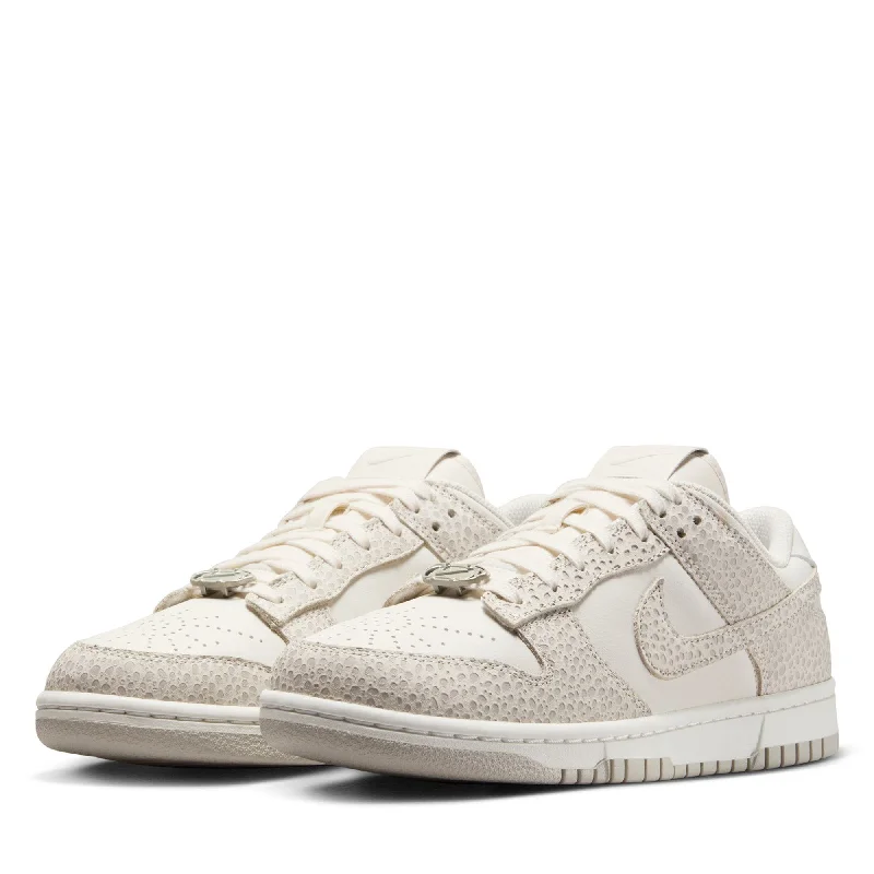 Women's Nike Dunk Low Premium - Phantom/Photon Dust