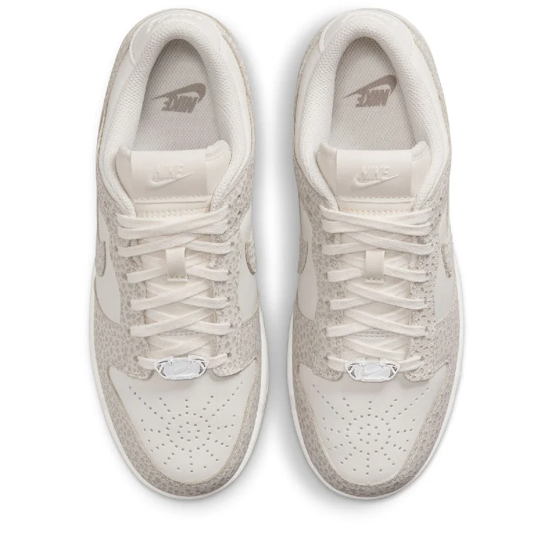 Women's Nike Dunk Low Premium - Phantom/Photon Dust