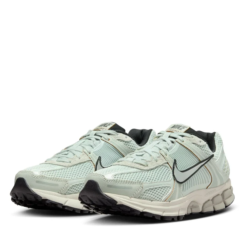 Women's Nike Zoom Vomero 5 - Light Silver/Chrome