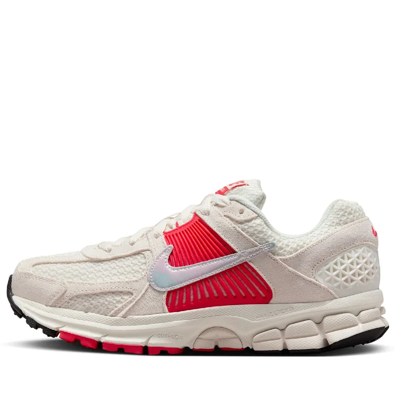 Women's Nike Zoom Vomero 5 - Sail/Siren Red