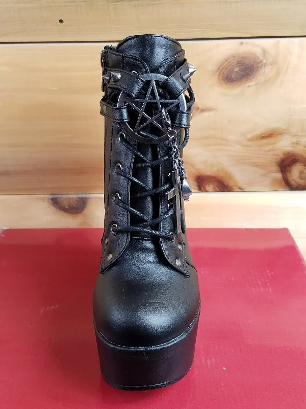 Poison 101 Goth Punk Platform Ankle Boot 5