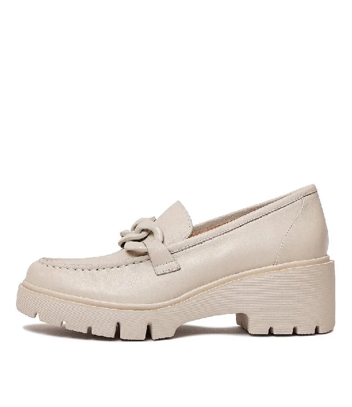 Unnay Almond Leather Loafers