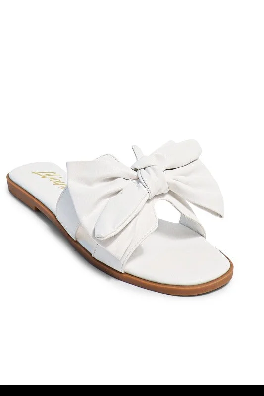 Flat Sandal with Bow