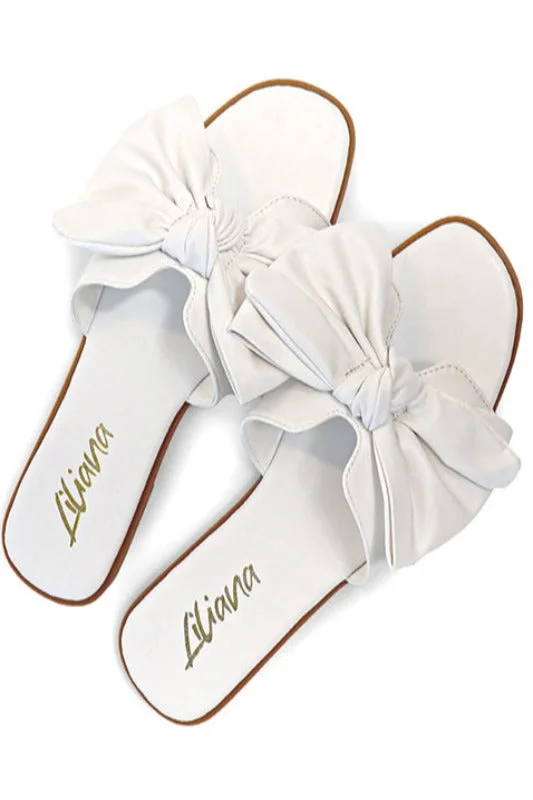 Flat Sandal with Bow