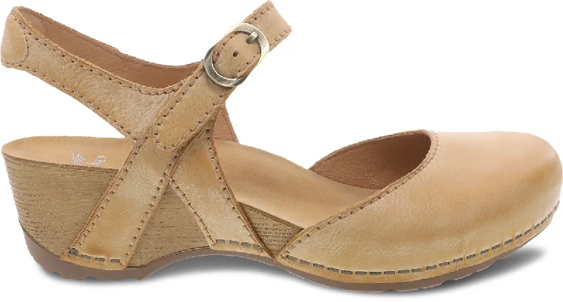 Tiffani Tan Closed Toe Wedge