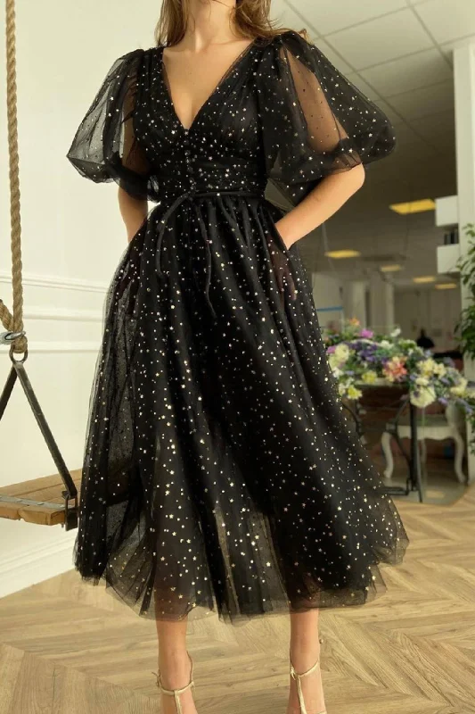 Black V-Neck Tulle Short A-Line Prom Dress